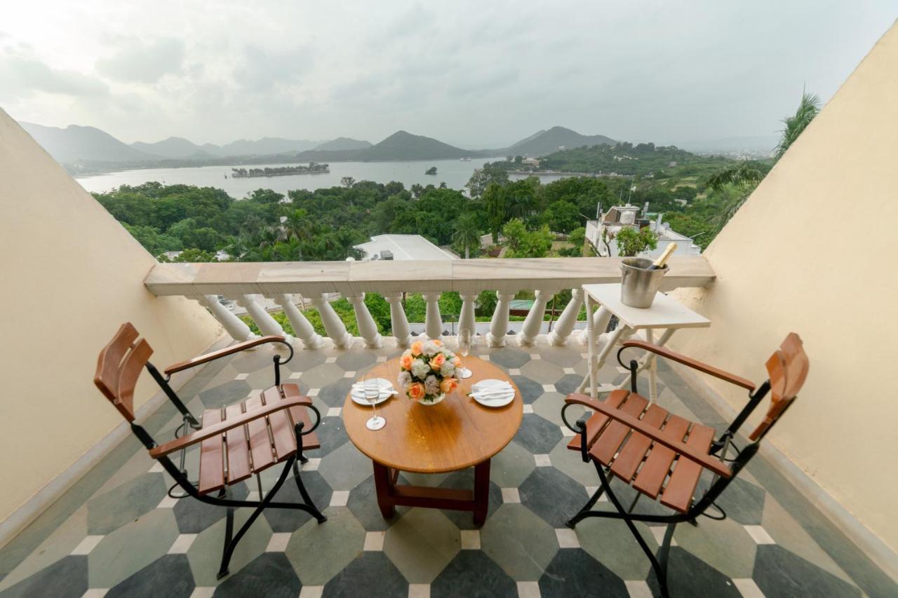 Hilltop Palace Hotel Udaipur